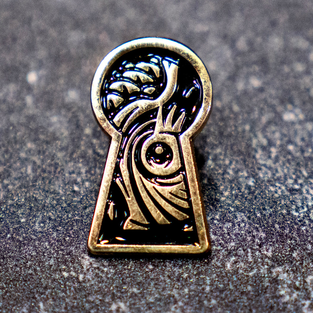 Keyhole Pin